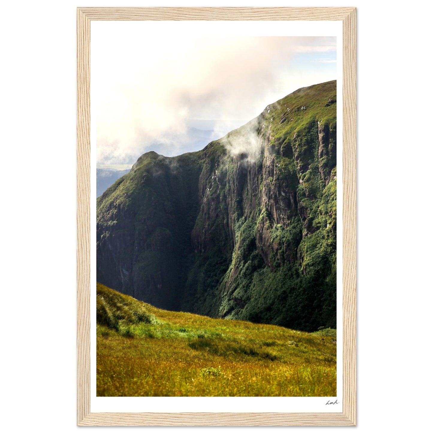 Cume Quiriri - Premium Matte Paper Wooden Framed Poster